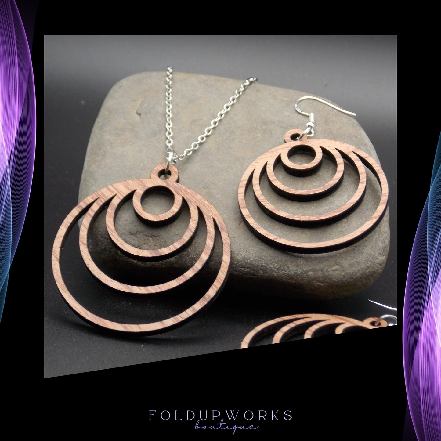 Geometric Circle Earrings & Pendant Necklace