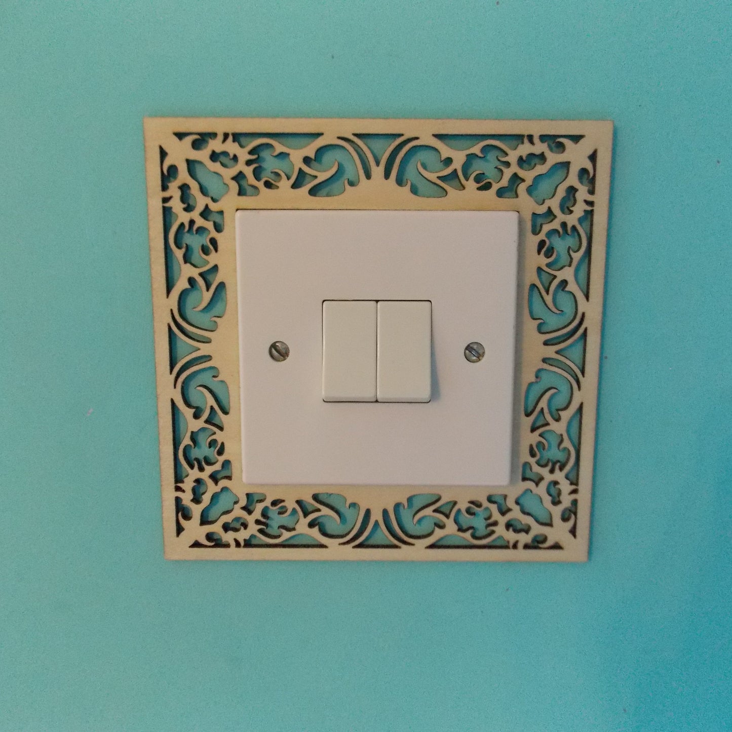 Bulk Gothic Light Switch Surround Frame – UK Standard – Decorative Overlay lightswitch trim fit size 85mm x 85mm