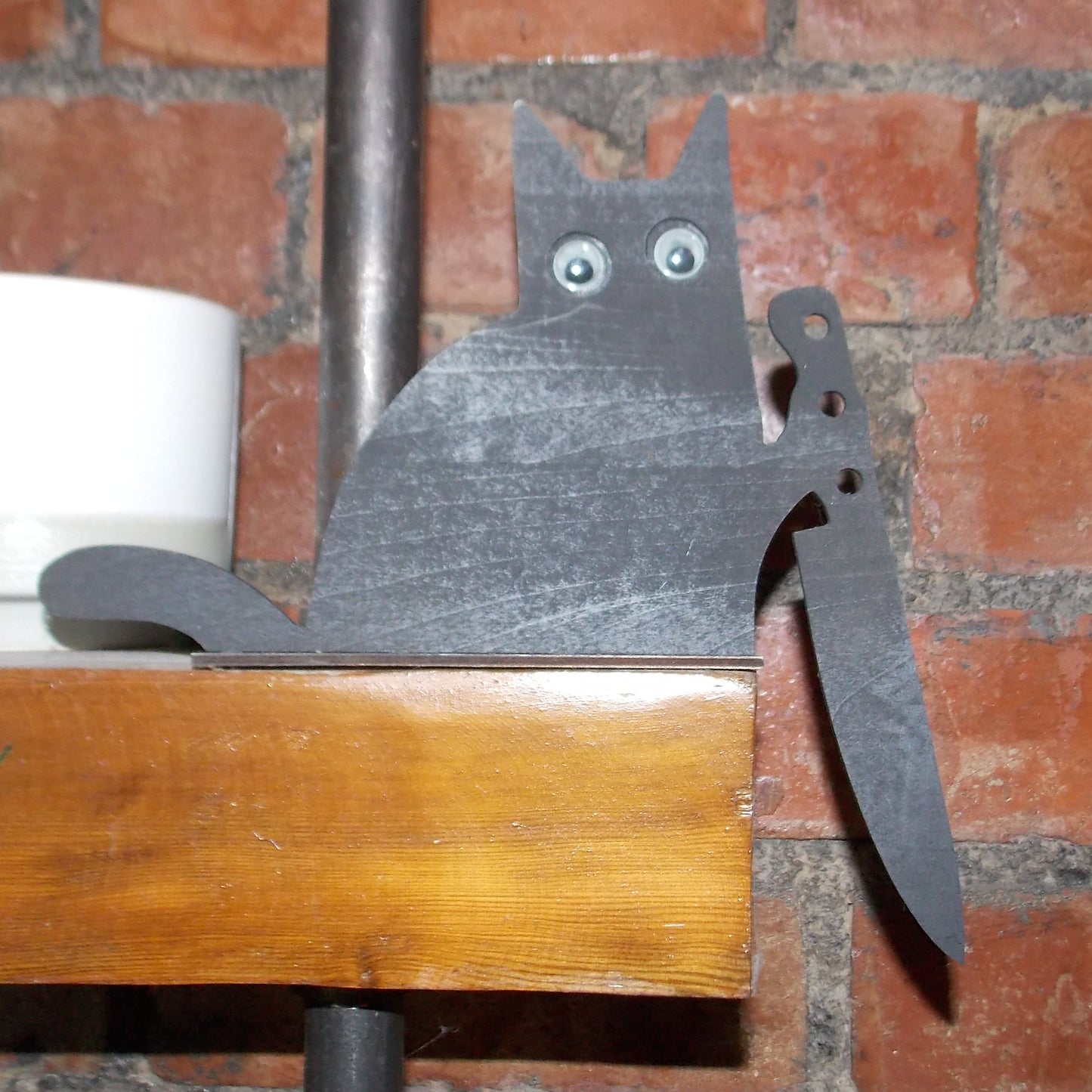 Playful Knife Cat Shelf Sitter – Gothic Wood Cat Decor – Black Cat Halloween Decoration – Spooky Home Accent - Glow in the Dark Eyes